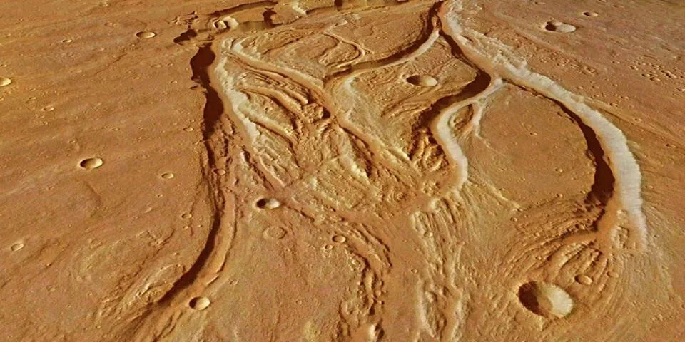 Mars Ancient Ocean: Giant Martian Valley May Reveal a Lost Watery World