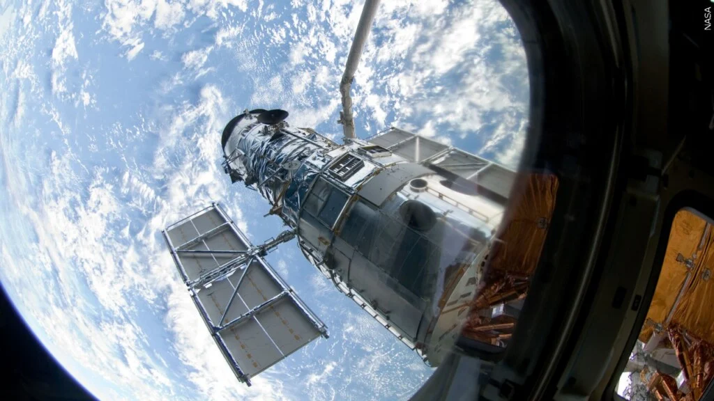 NASA Swift Rescue Mission: A Robot Races to Save a Telescope