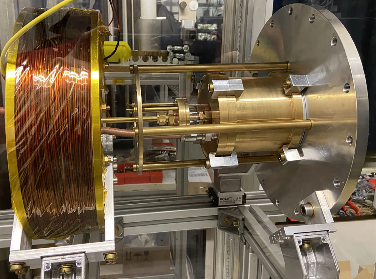 Air-breathing satellite engine could extend missions